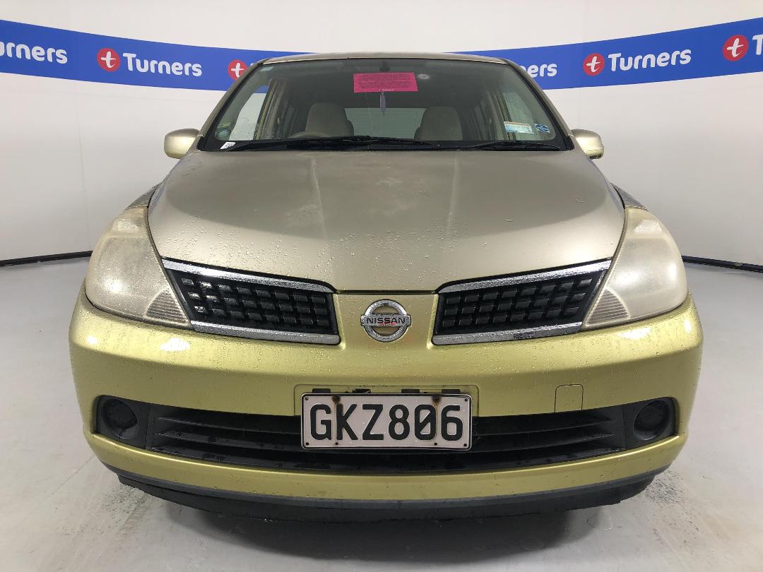 Photo '3' of Nissan Tiida Photo '3' of Nissan Tiida