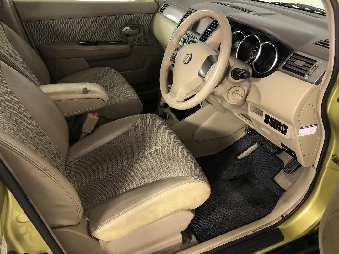 Photo '14' of Nissan Tiida Photo '14' of Nissan Tiida