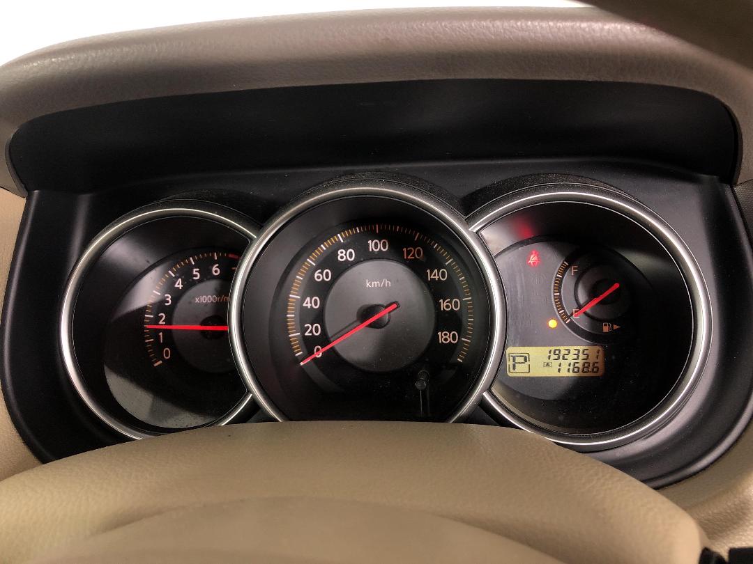 Photo '16' of Nissan Tiida Photo '16' of Nissan Tiida