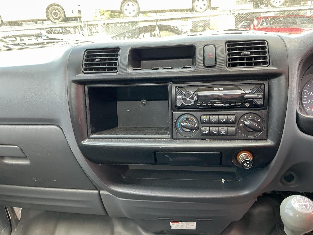 Photo '16' of Nissan Vanette