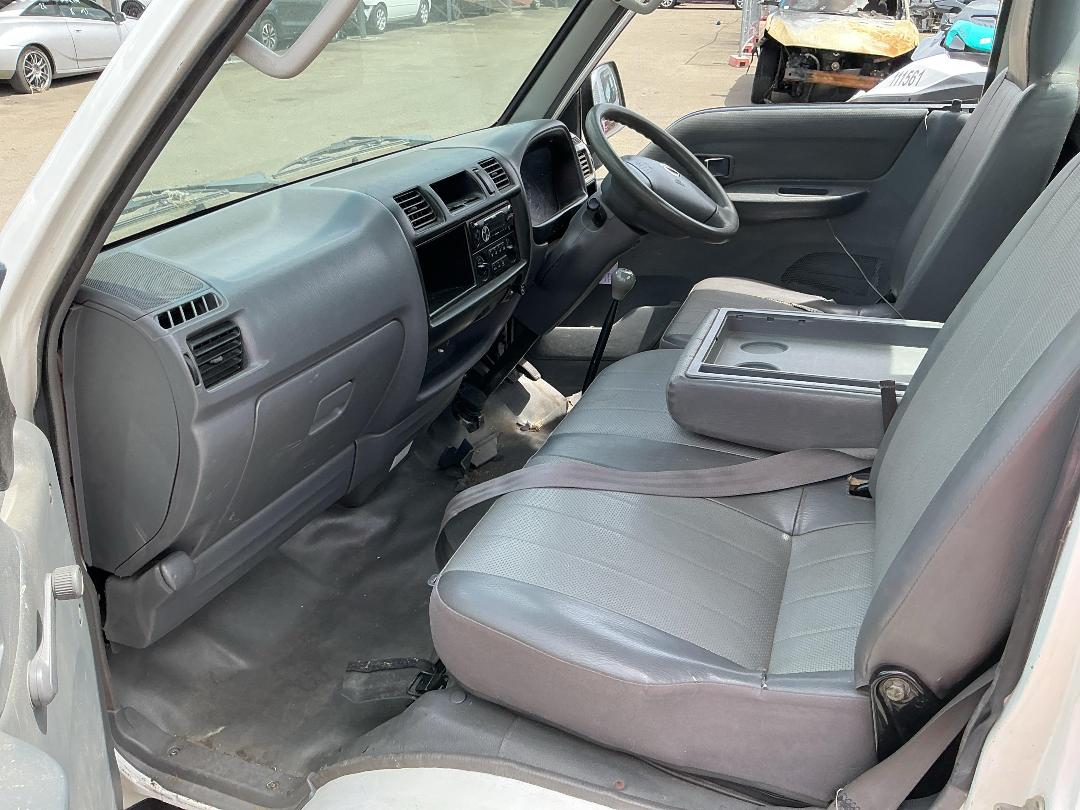 Photo '17' of Nissan Vanette