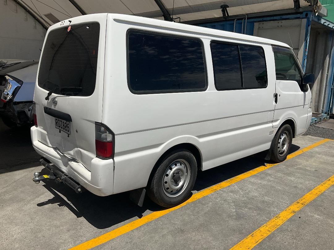 Photo '21' of Nissan Vanette DX Photo '21' of Nissan Vanette DX