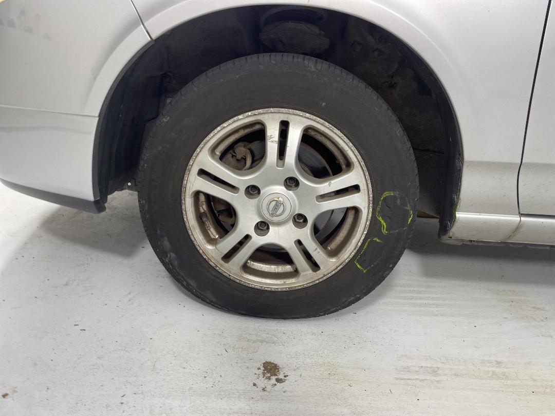 Photo '10' of Nissan Wingroad