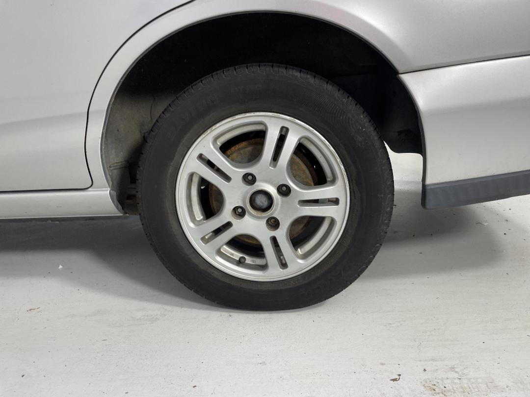 Photo '11' of Nissan Wingroad