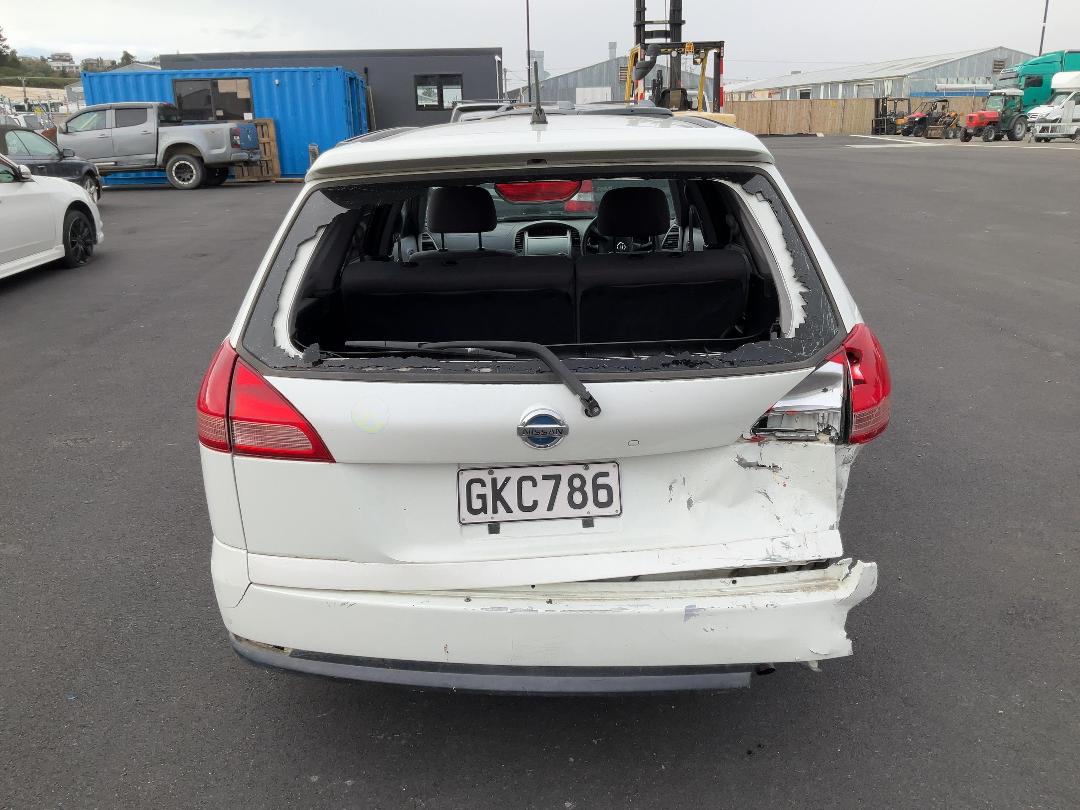 Photo '3' of Nissan Wingroad