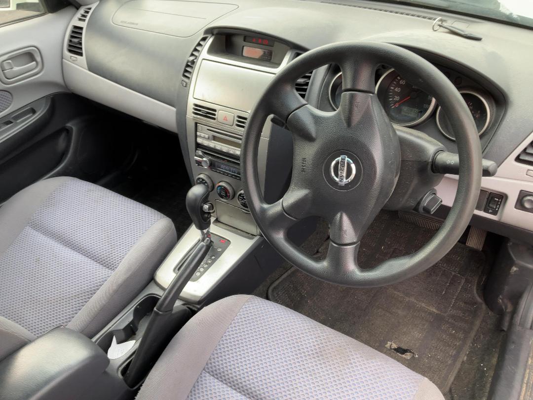 Photo '10' of Nissan Wingroad