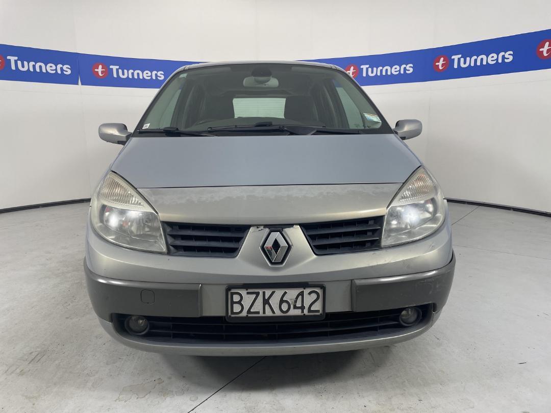 Photo '6' of Renault Scenic II Photo '6' of Renault Scenic II