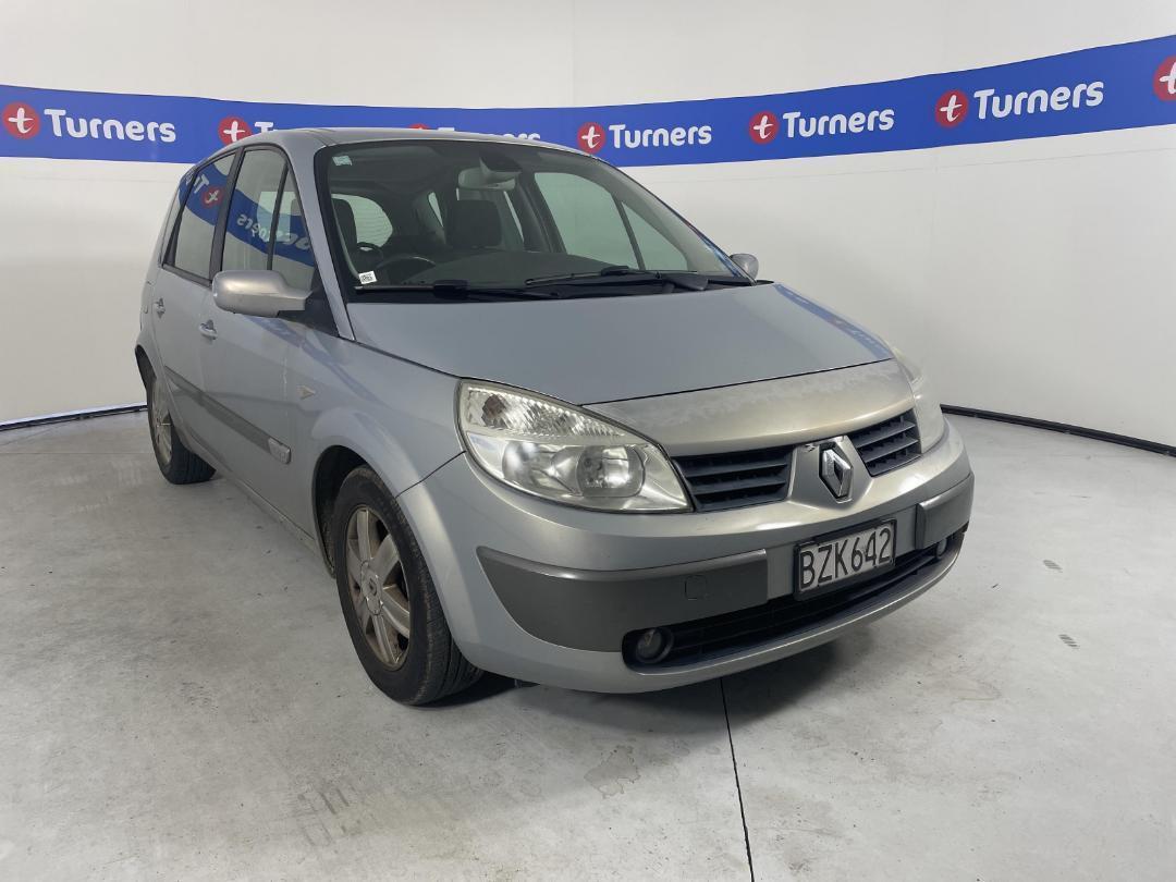 Photo '16' of Renault Scenic II Photo '16' of Renault Scenic II