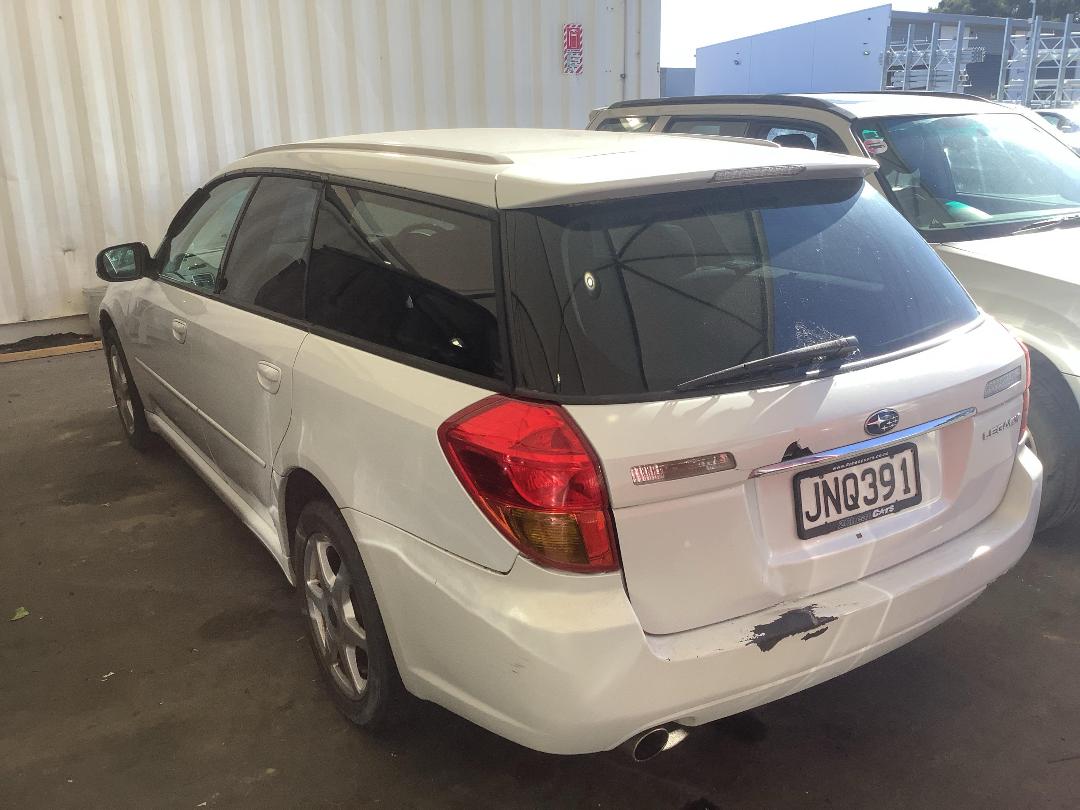 Photo '7' of Subaru Legacy Photo '7' of Subaru Legacy