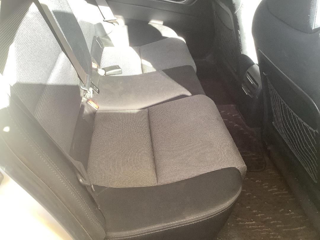 Photo '10' of Subaru Legacy Photo '10' of Subaru Legacy