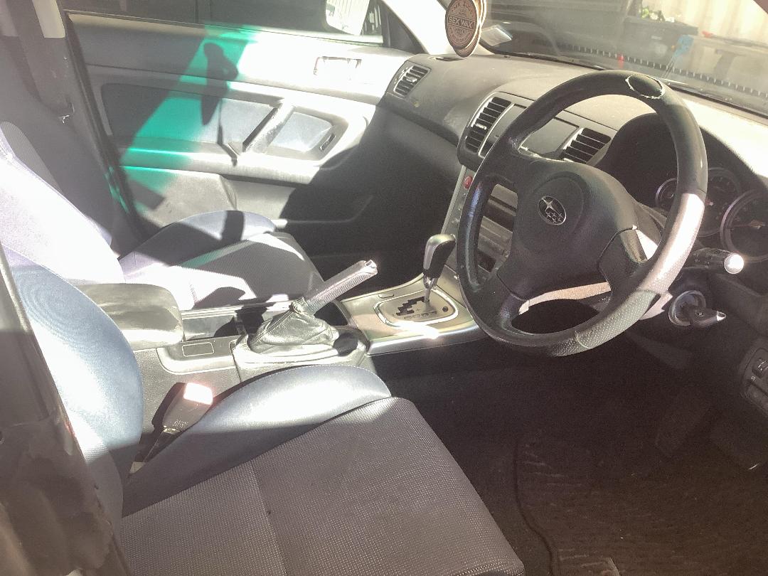 Photo '12' of Subaru Legacy Photo '12' of Subaru Legacy