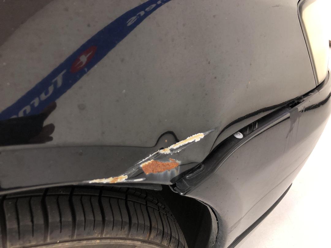 Photo '22' of Subaru Legacy