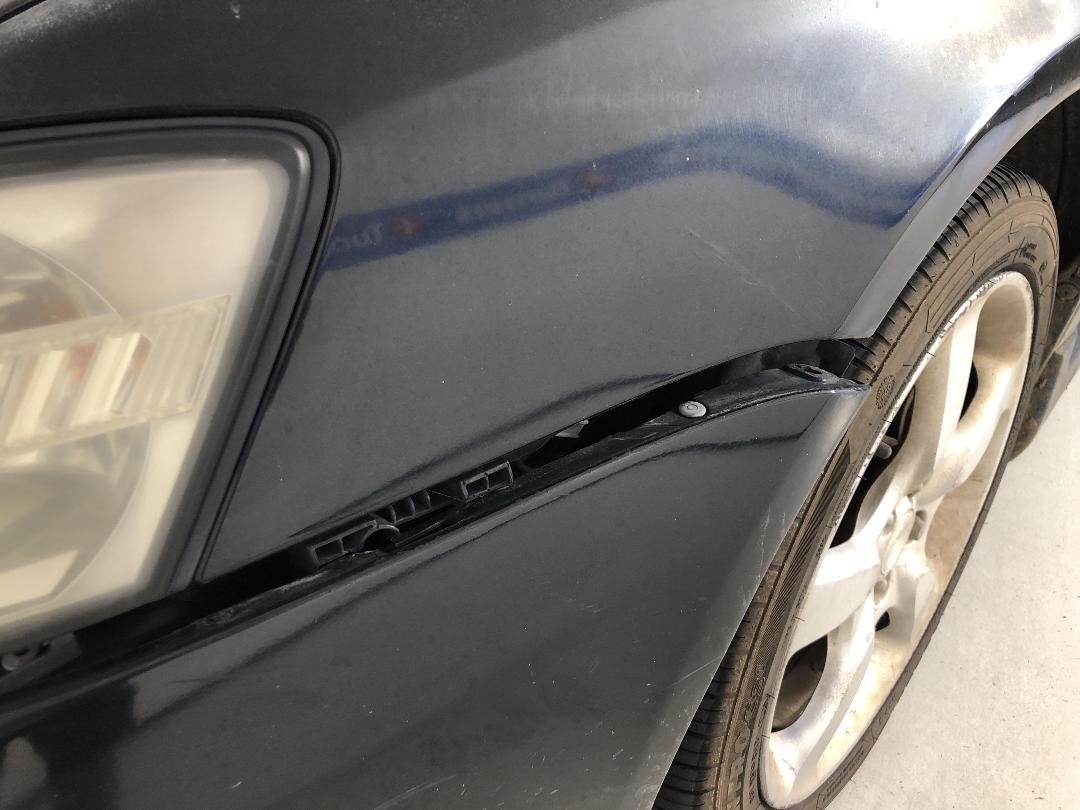 Photo '23' of Subaru Legacy