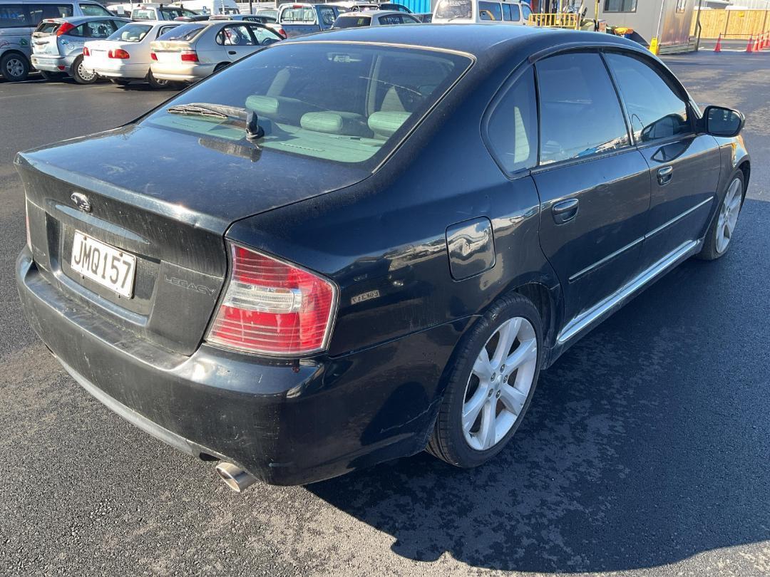 Photo '3' of Subaru Legacy Photo '3' of Subaru Legacy