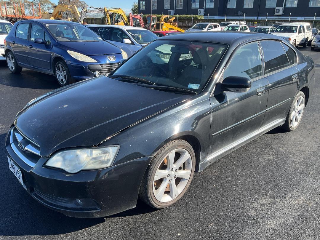 Photo '4' of Subaru Legacy Photo '4' of Subaru Legacy