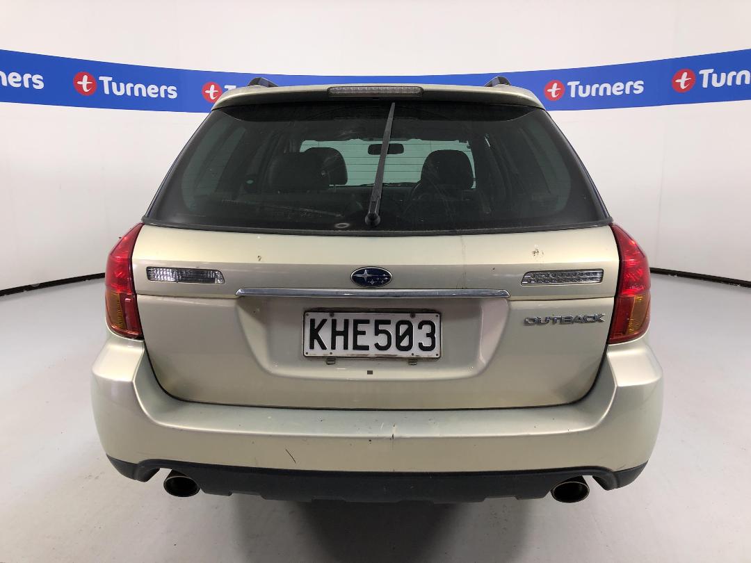 Photo '6' of Subaru Legacy