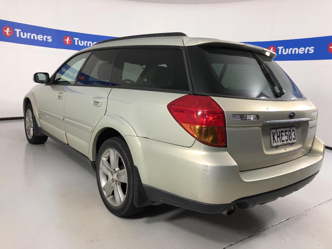 Photo '5' of Subaru Legacy