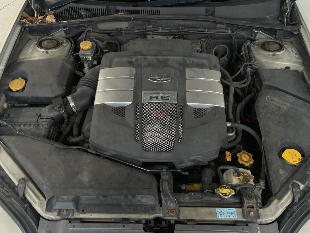 Photo '13' of Subaru Legacy