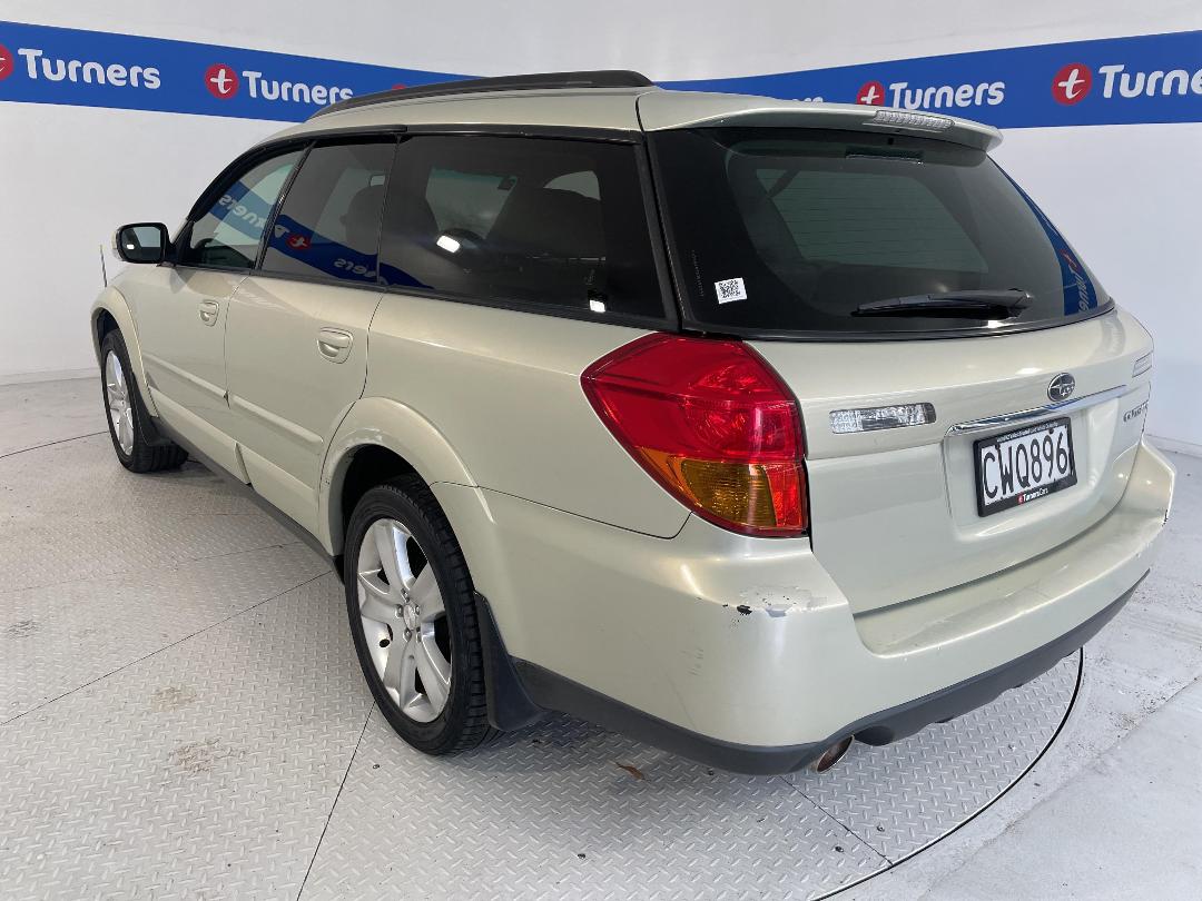 Photo '5' of Subaru Legacy