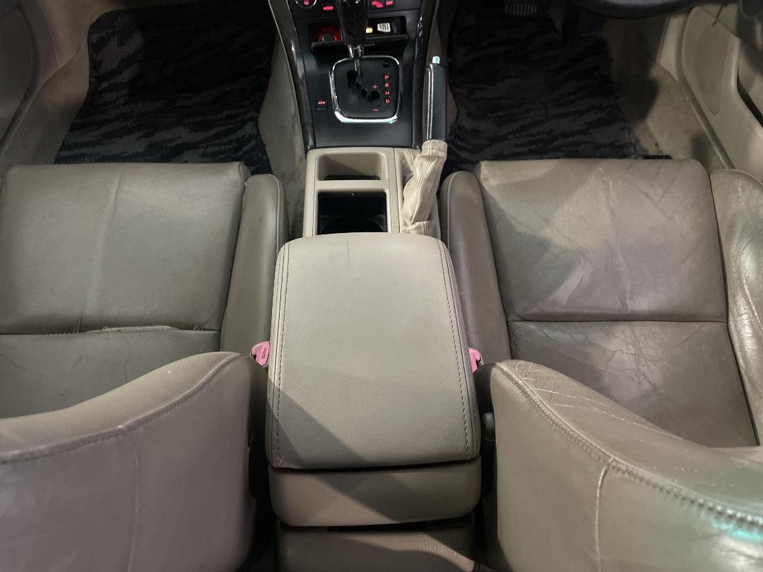 Photo '18' of Subaru Legacy