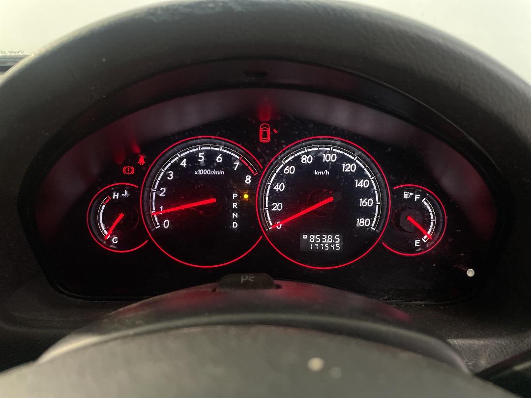 Photo '21' of Subaru Legacy