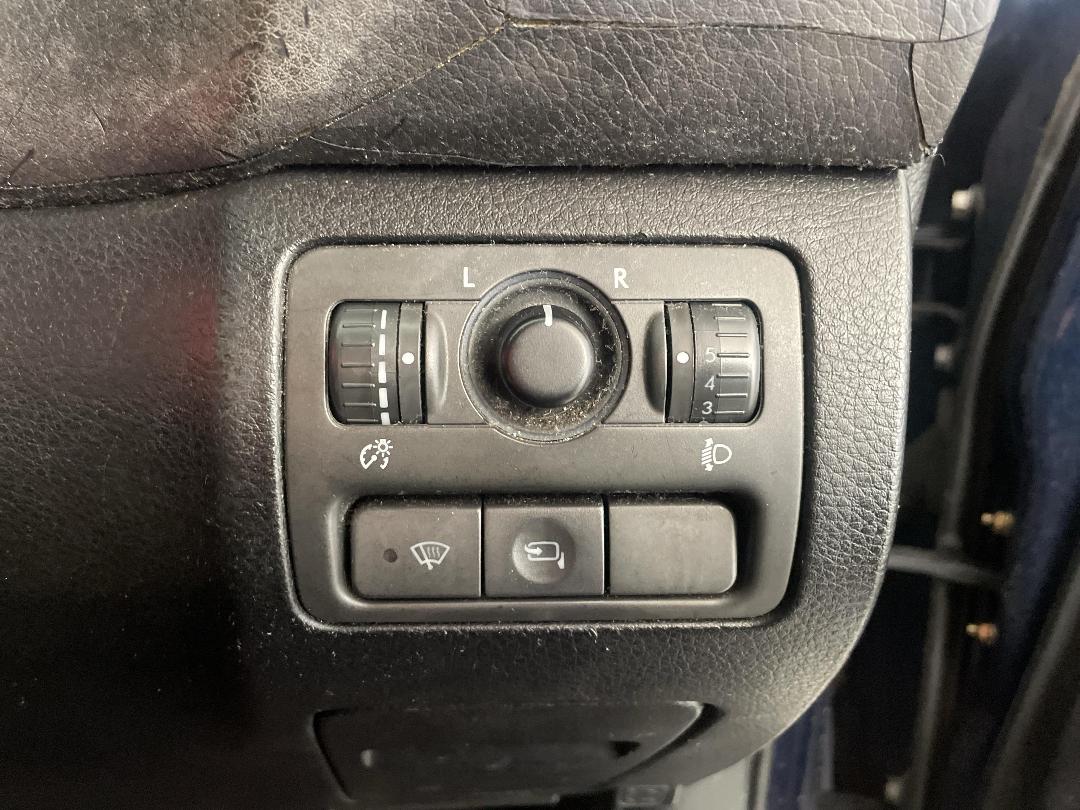 Photo '25' of Subaru Legacy