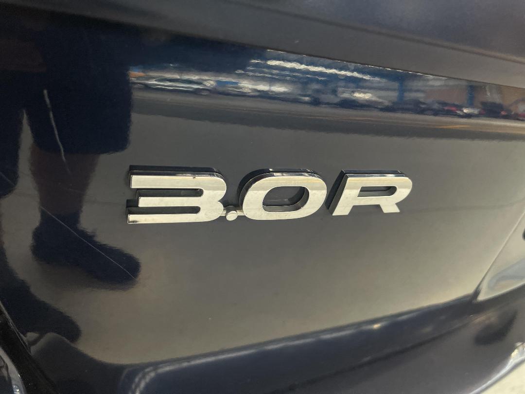 Photo '35' of Subaru Legacy