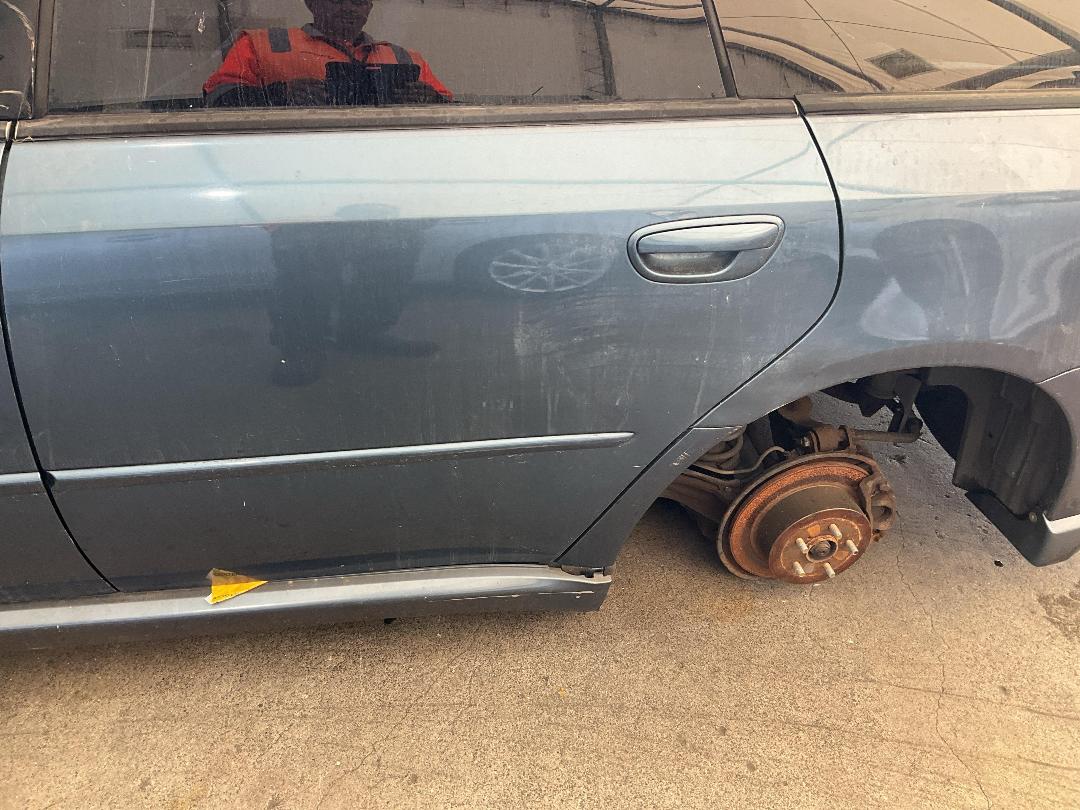 Photo '11' of Subaru Legacy