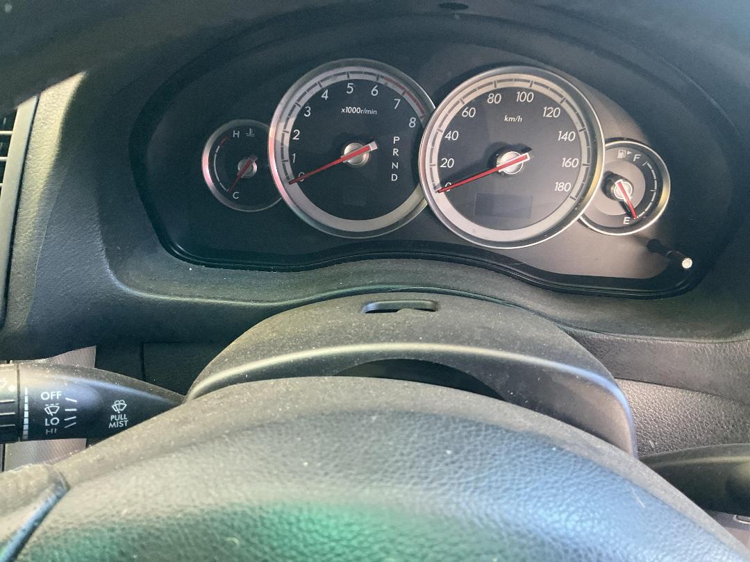 Photo '23' of Subaru Legacy