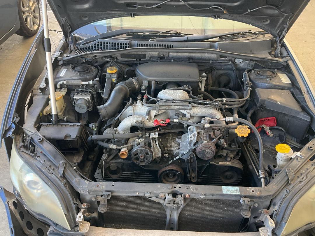 Photo '28' of Subaru Legacy