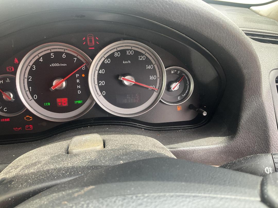 Photo '8' of Subaru Outback Photo '8' of Subaru Outback