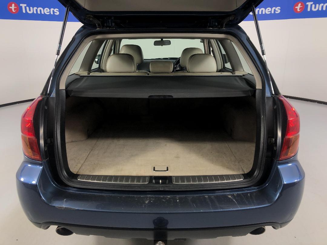 Photo '14' of Subaru Outback Photo '14' of Subaru Outback