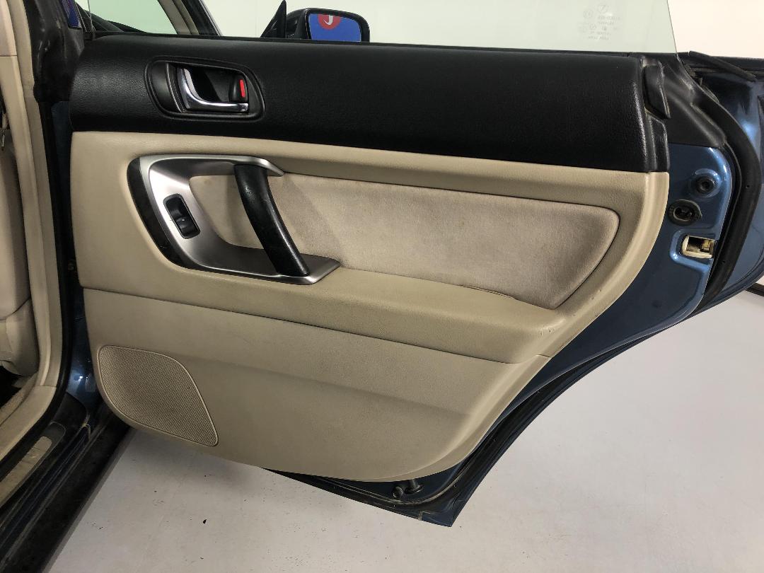 Photo '19' of Subaru Outback Photo '19' of Subaru Outback