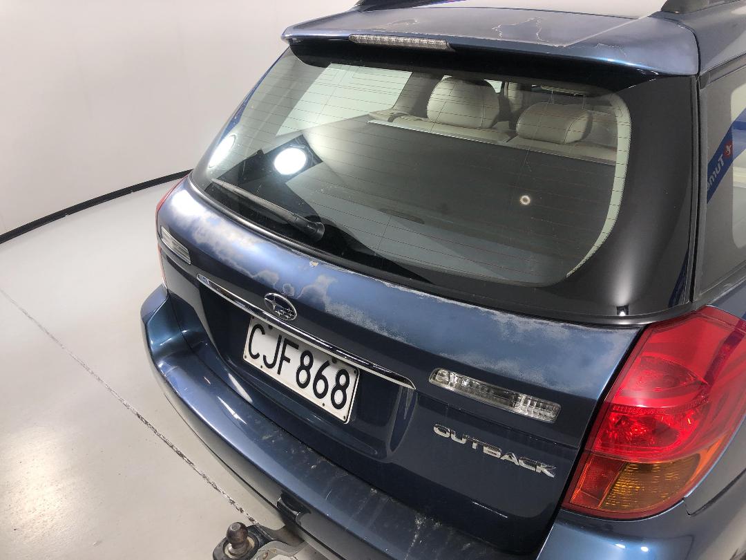 Photo '28' of Subaru Outback Photo '28' of Subaru Outback