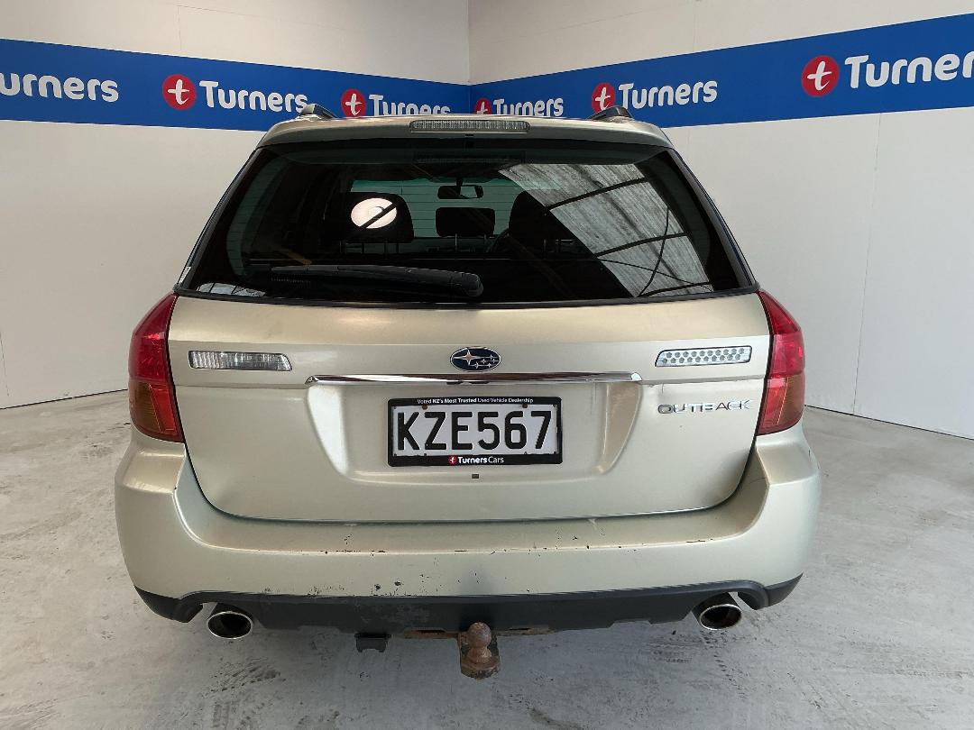 Photo '6' of Subaru Outback