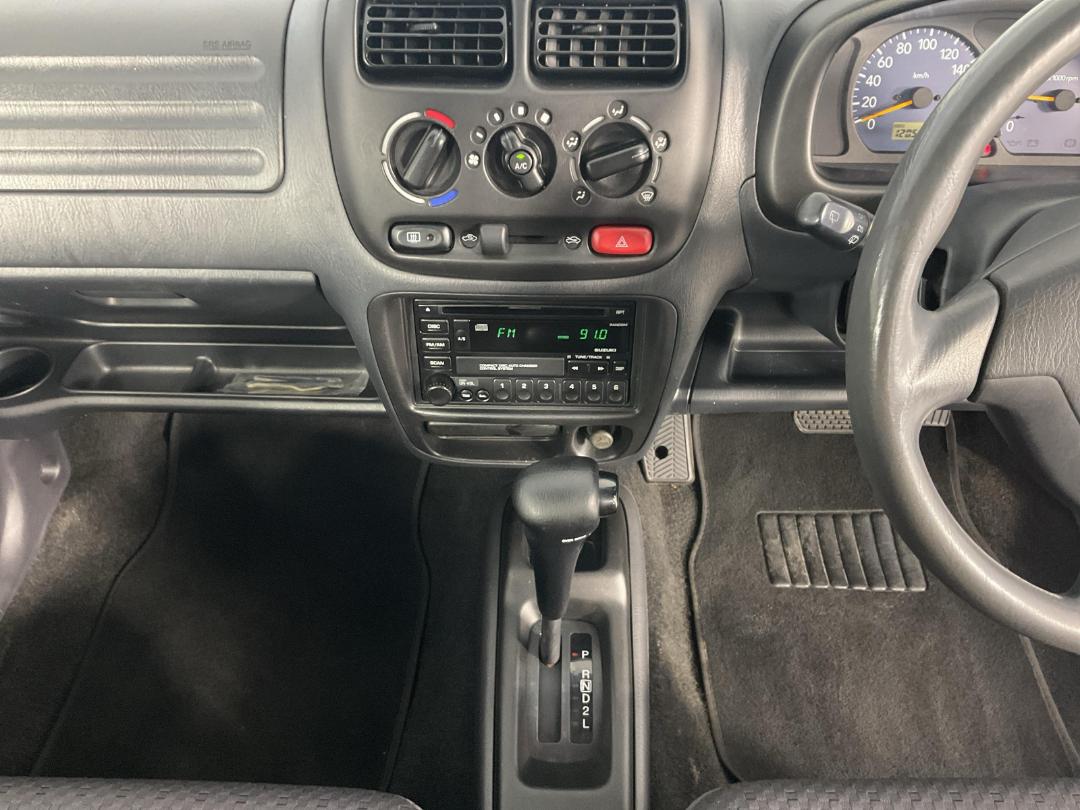 Photo '18' of Suzuki Ignis Photo '18' of Suzuki Ignis