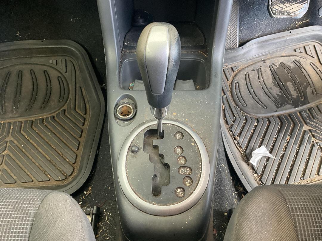 Photo '12' of Suzuki Swift