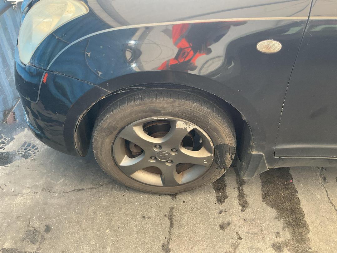 Photo '18' of Suzuki Swift