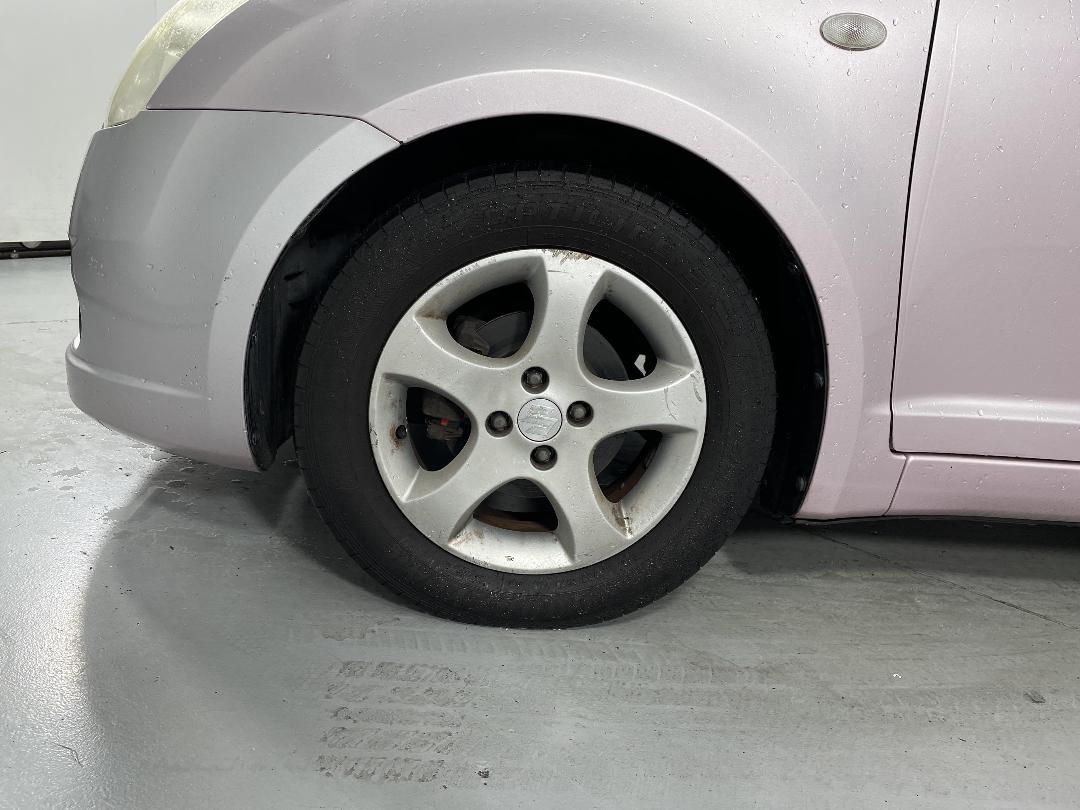 Photo '10' of Suzuki Swift