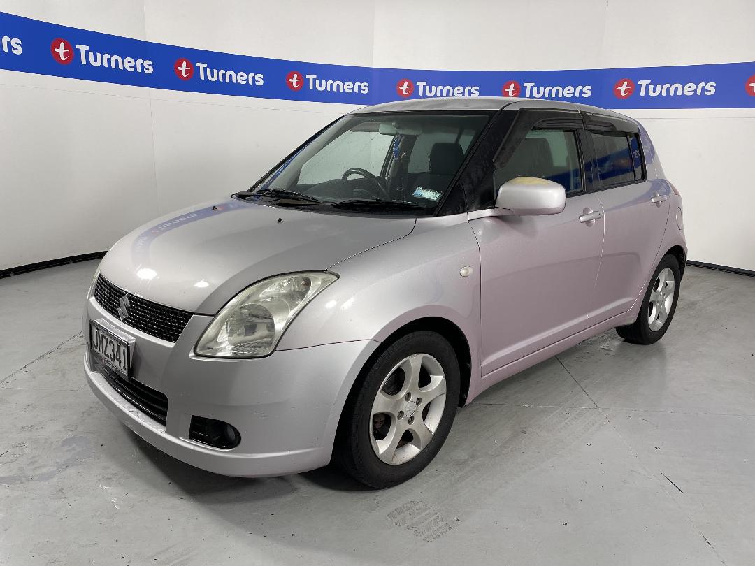 Photo '4' of Suzuki Swift