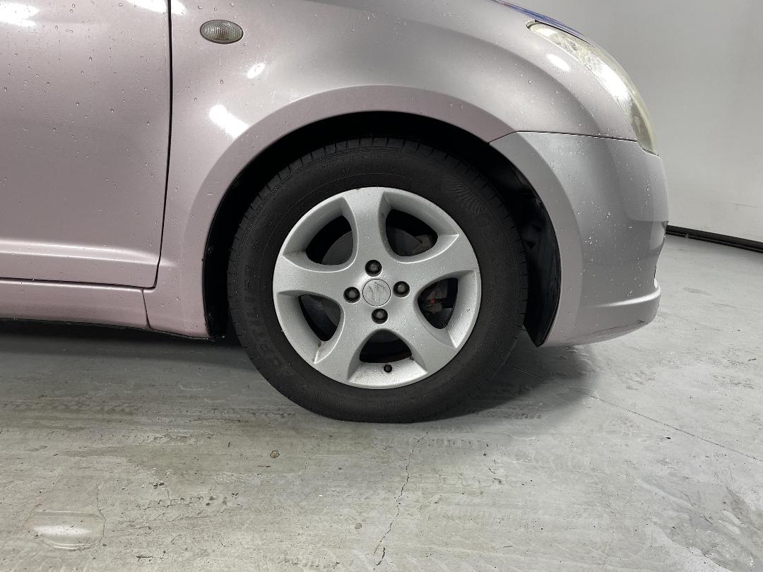 Photo '9' of Suzuki Swift