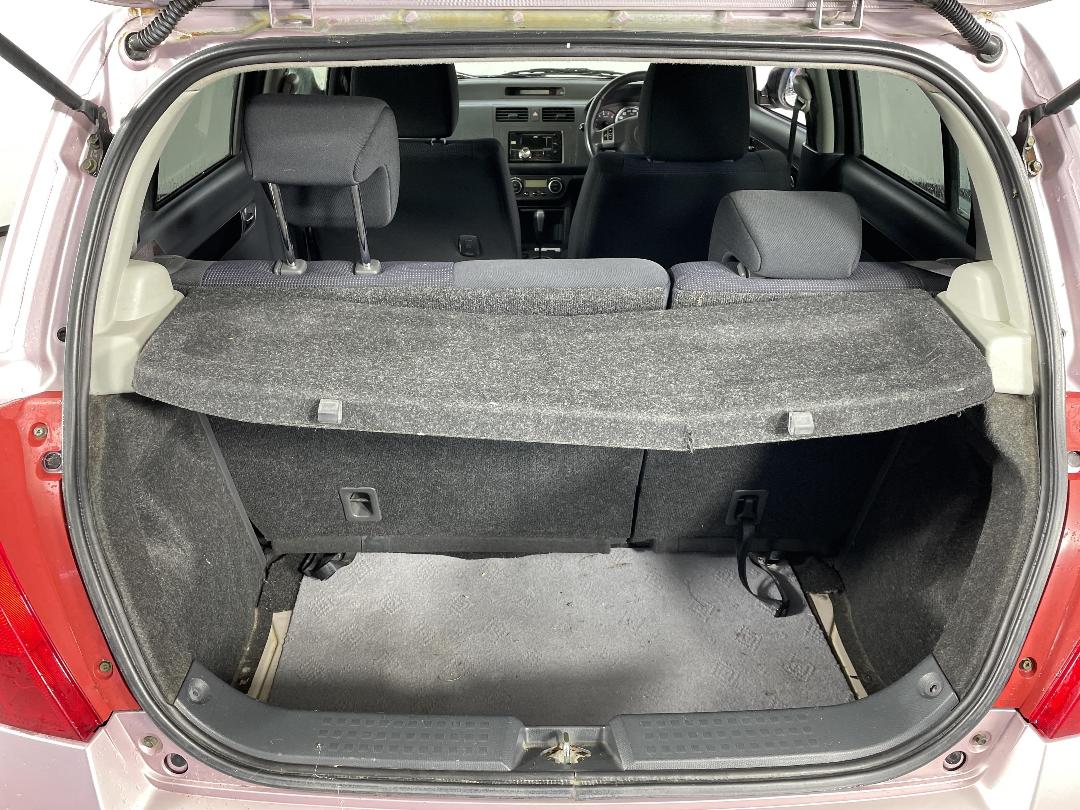 Photo '14' of Suzuki Swift