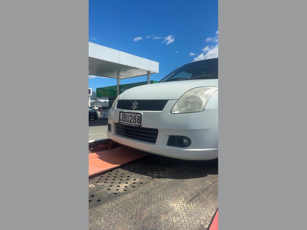 Photo '3' of Suzuki Swift Photo '3' of Suzuki Swift