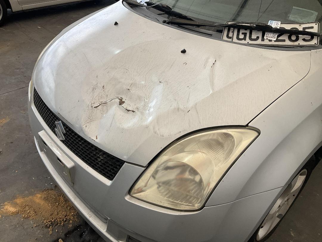 Photo '8' of Suzuki Swift Photo '8' of Suzuki Swift