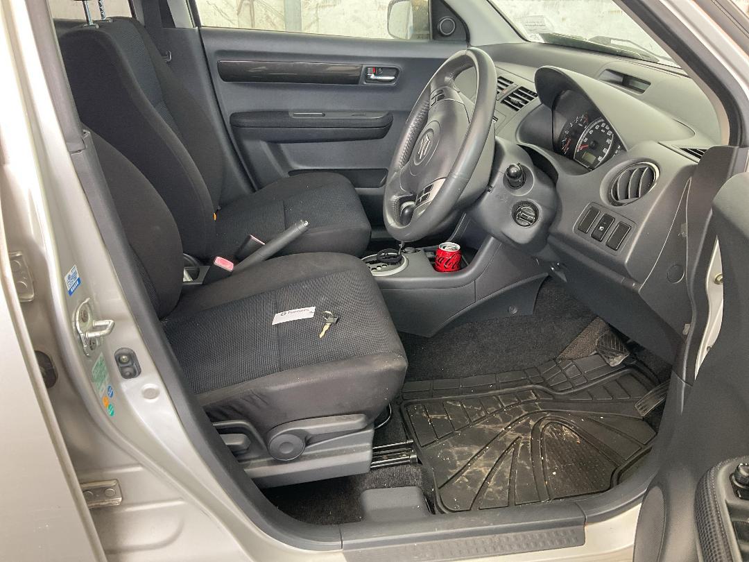 Photo '20' of Suzuki Swift Photo '20' of Suzuki Swift