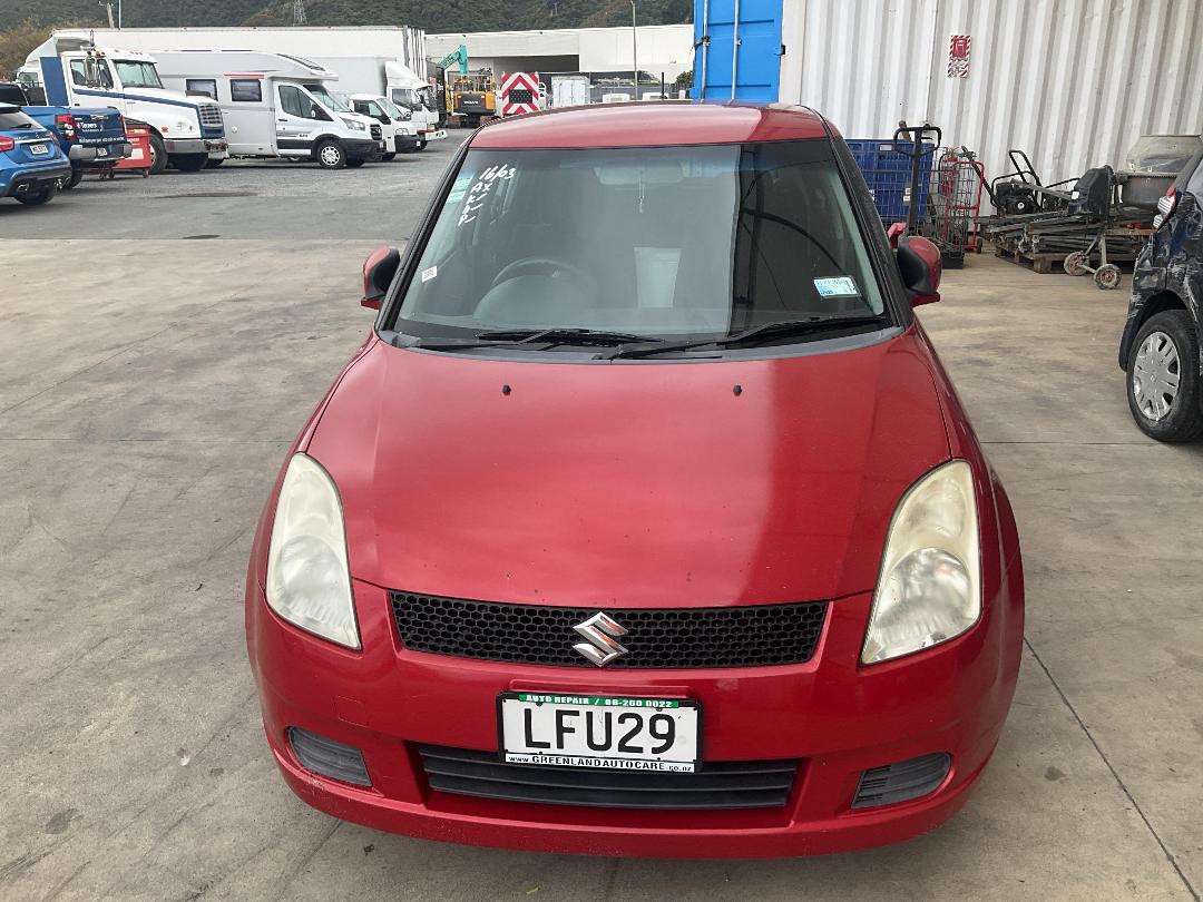 Photo '2' of Suzuki Swift Photo '2' of Suzuki Swift