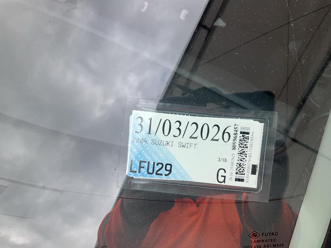 Photo '14' of Suzuki Swift Photo '14' of Suzuki Swift