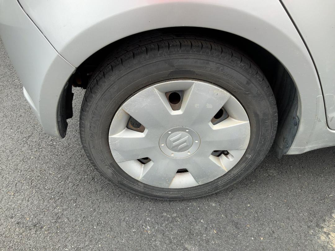 Photo '9' of Suzuki Swift Photo '9' of Suzuki Swift