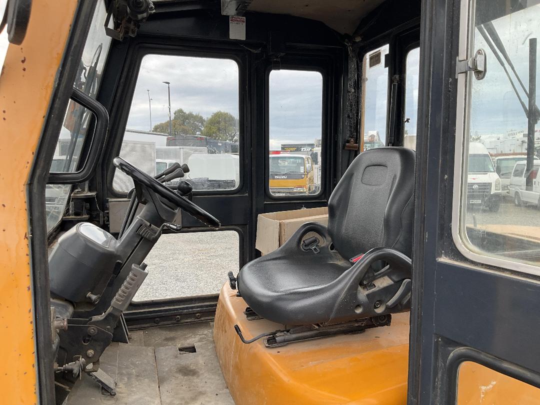 Photo '17' of TCM FD80Z8 Forklift Photo '17' of TCM FD80Z8 Forklift