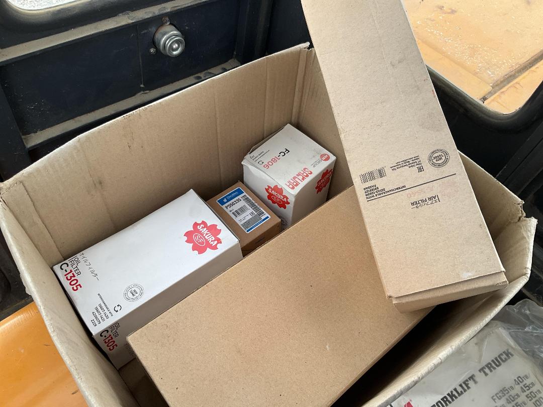 Photo '32' of TCM FD80Z8 Forklift Photo '32' of TCM FD80Z8 Forklift